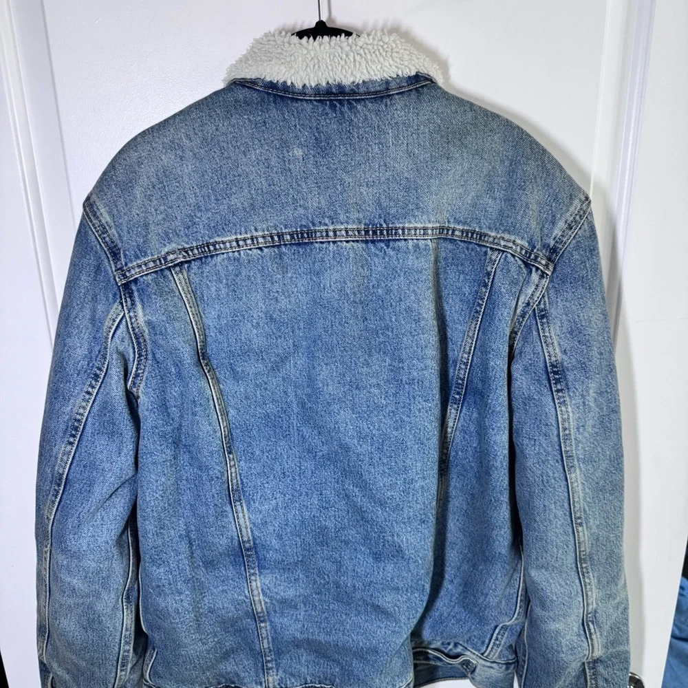 Levi's Blue Denim Sherpa Jacket - Picture 15 of 16